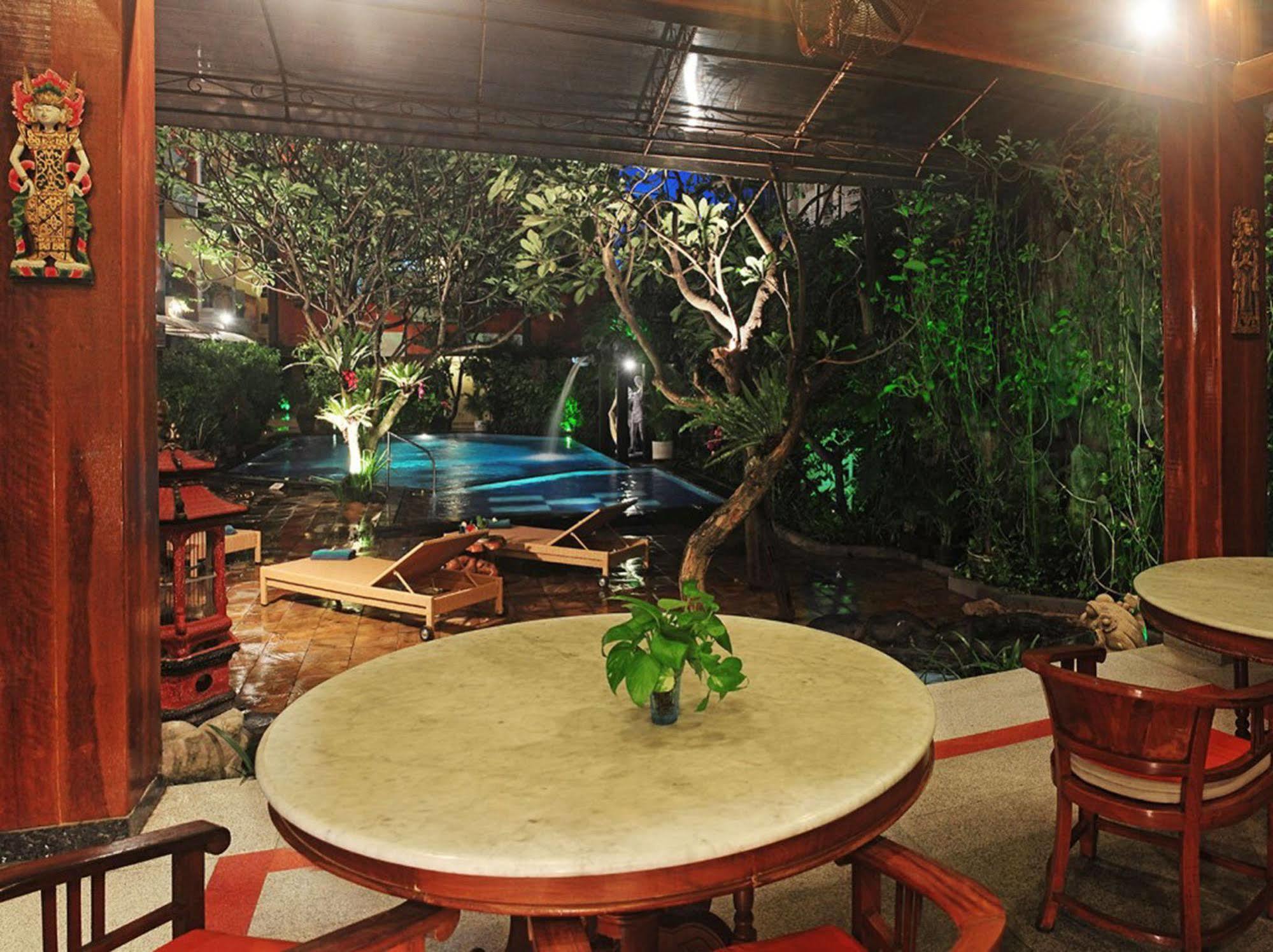 Garden Hotel